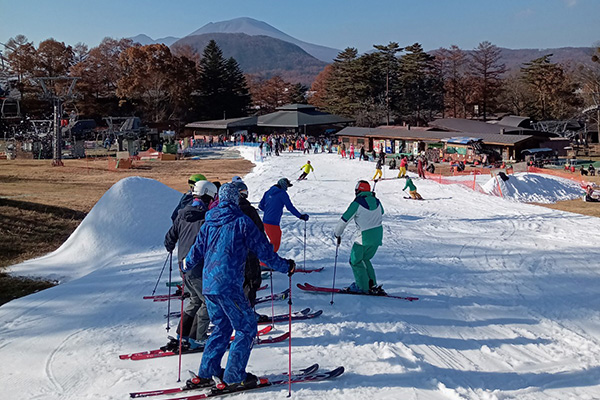 軽井沢・初滑りキャンプ終了いたしました。 | オガサカスキー